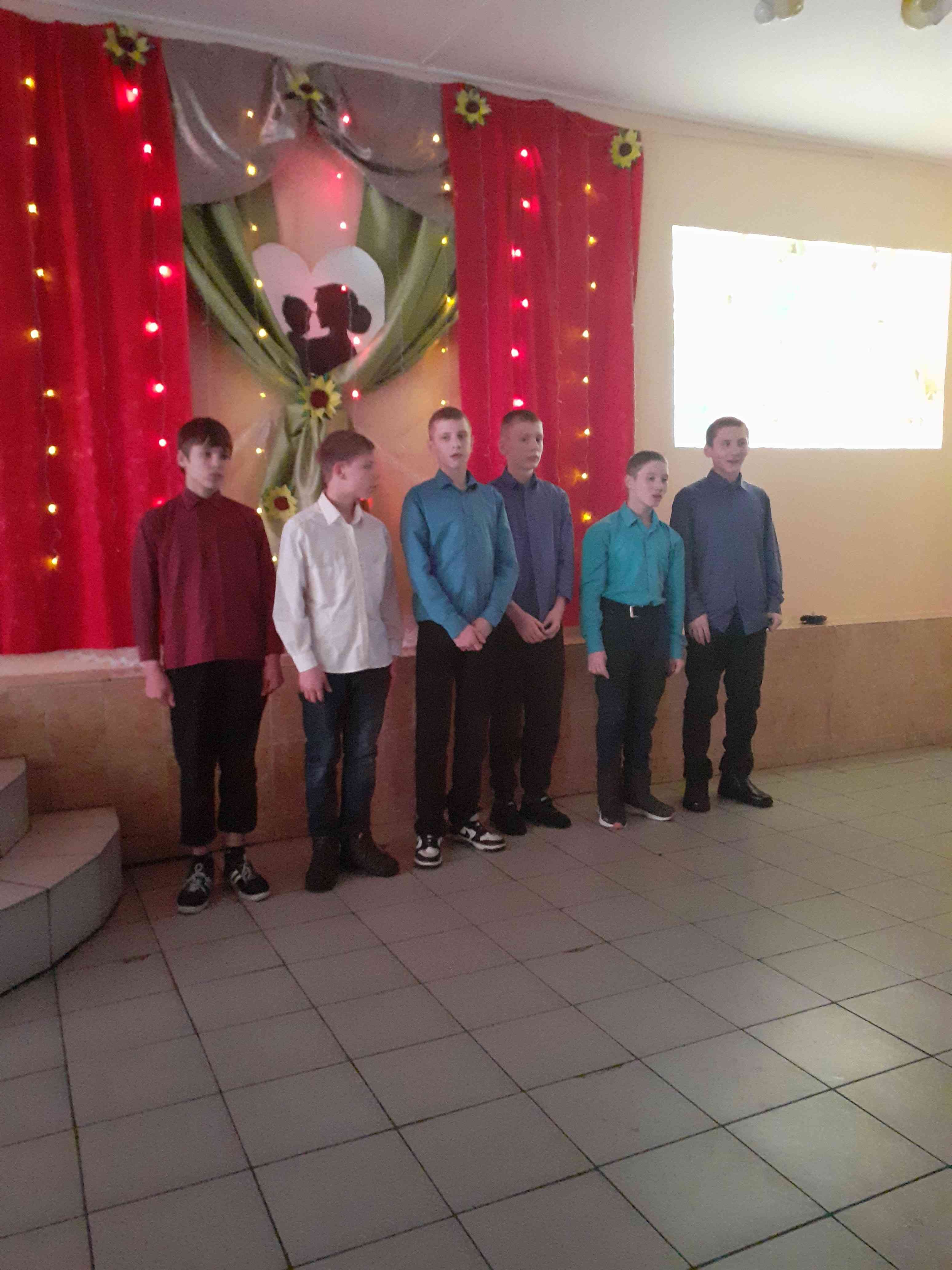 Концерт, посвященный Дню матери.